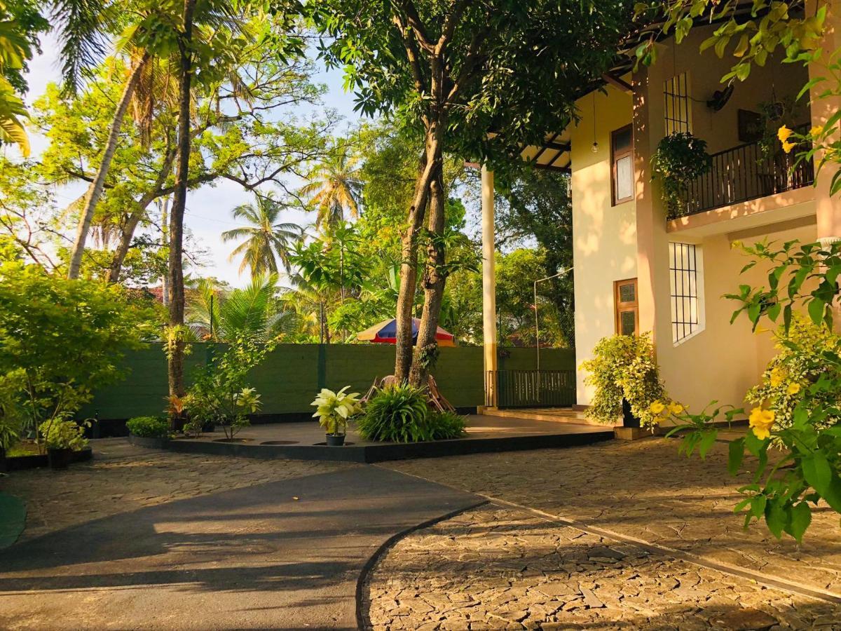 West Dene Panzió Negombo Kültér fotó