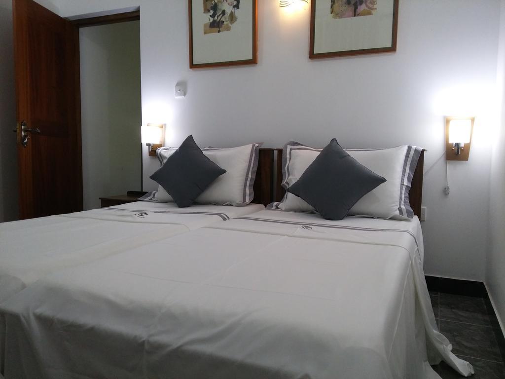 West Dene Panzió Negombo Kültér fotó
